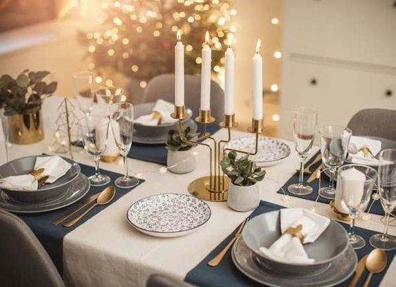 štedrovečerný stôl