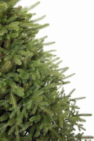 Detail vianočného stromčeka 3D Smrek Islandský so svetlozeleným ihličím a prepracovaným hnedým stredom vetvičiek.